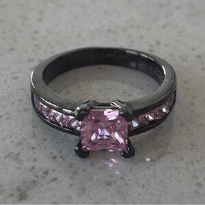 Elegant Pink and Black Solid Sterling 925 Silver Ring Quite Original Brand New..